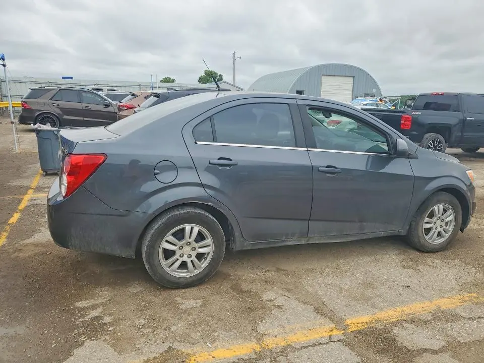 2013 CHEVROLET SONIC LT  