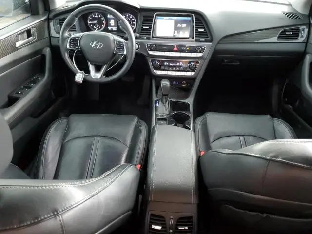 2018 HYUNDAI SONATA SPORT  