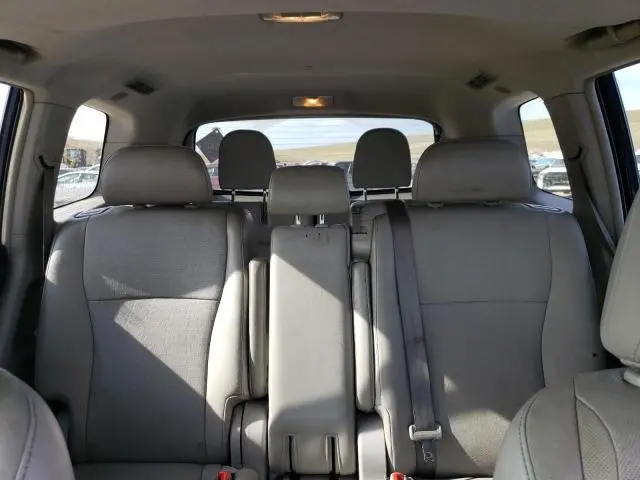 2013 TOYOTA HIGHLANDER LIMITED