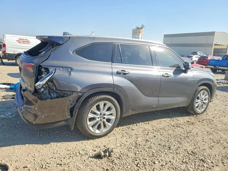 2021 TOYOTA HIGHLANDER LIMITED  