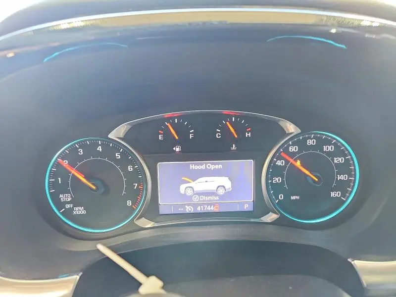 2021 CHEVROLET TRAVERSE LT  