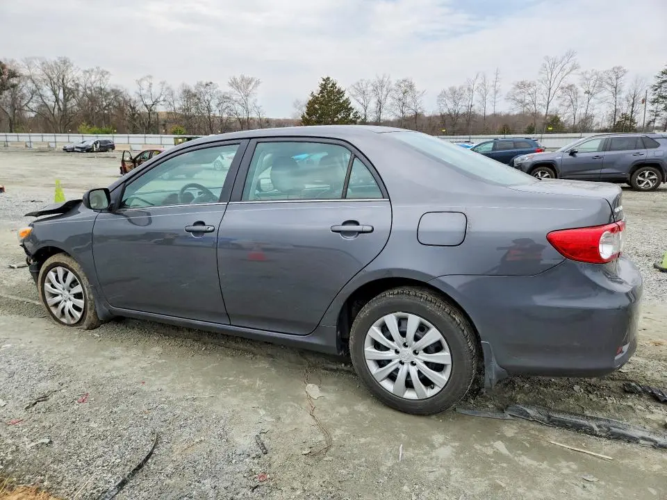 2013 TOYOTA COROLLA LE  