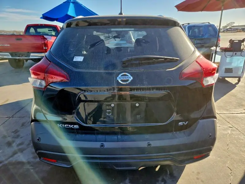 2020 NISSAN KICKS SV  