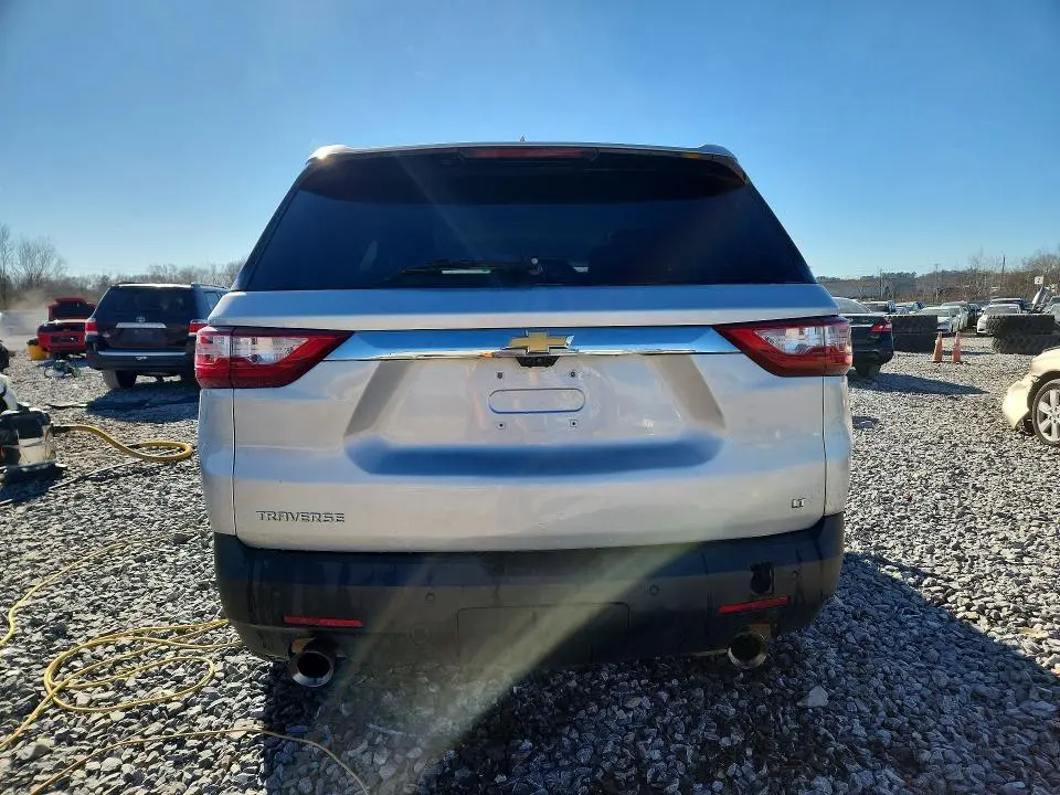 2018 CHEVROLET TRAVERSE LT  