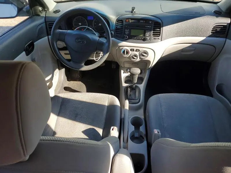 2011 HYUNDAI ACCENT GLS  