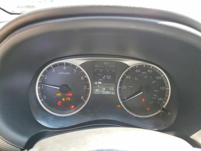 2020 NISSAN KICKS S  