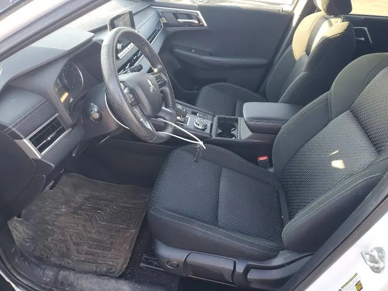 2022 MITSUBISHI OUTLANDER ES  