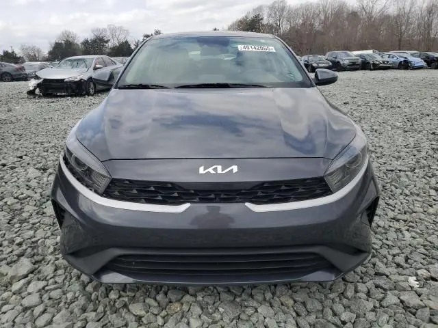 2023 KIA FORTE LX  