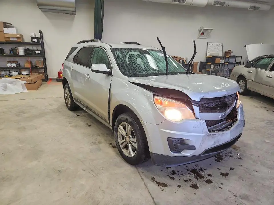 2015 CHEVROLET EQUINOX LT  