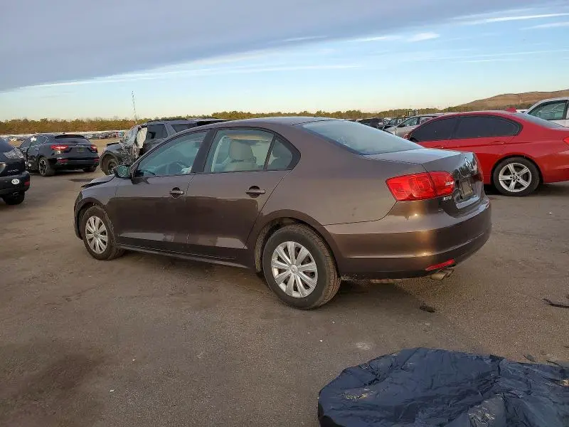 2011 VOLKSWAGEN JETTA BASE  