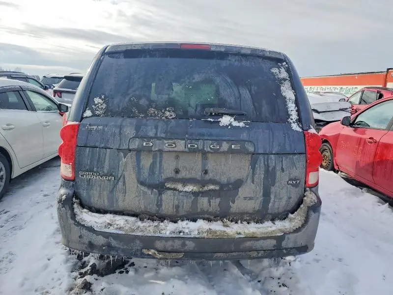 2014 DODGE GRAND CARAVAN SE  