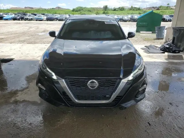 2019 NISSAN ALTIMA SV  