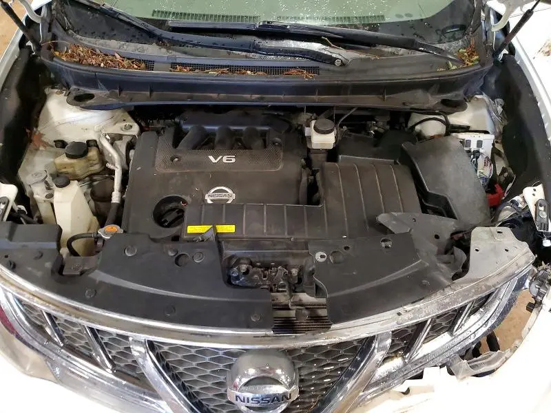 2013 NISSAN MURANO S  