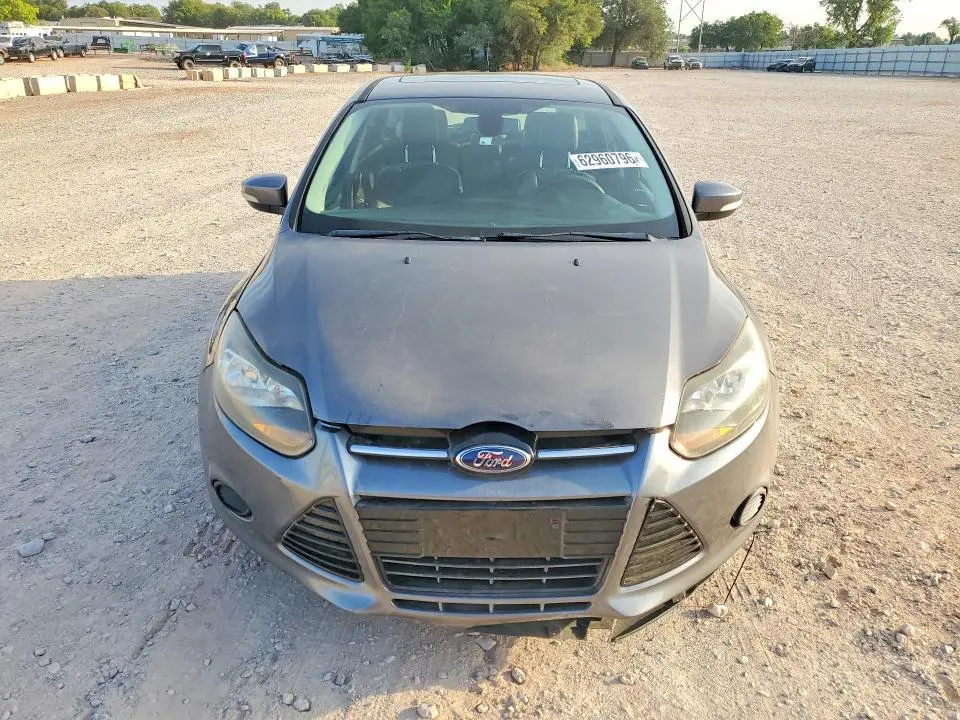 2012 FORD FOCUS TITANIUM  