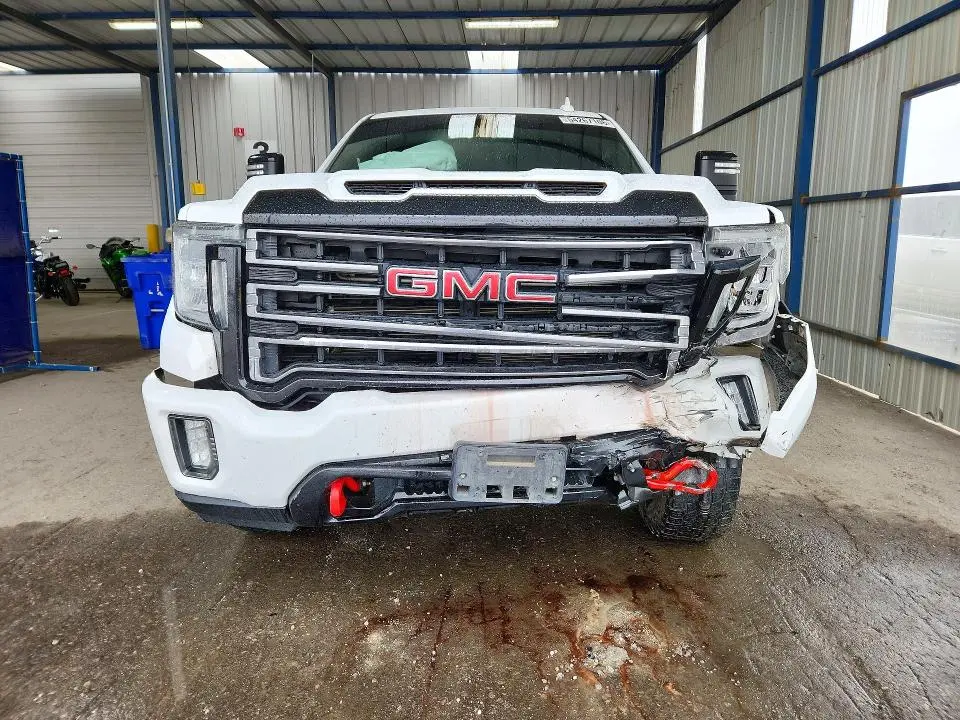 2021 GMC SIERRA K2500 AT4  