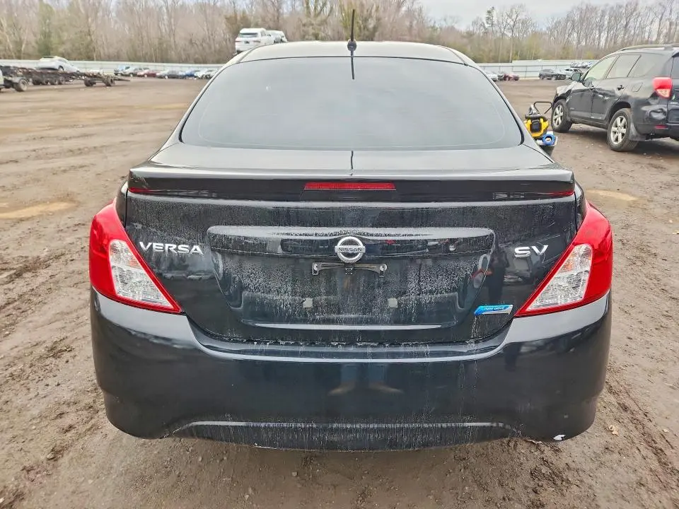 2016 NISSAN VERSA S  