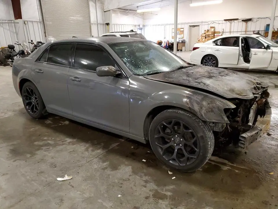 2019 CHRYSLER 300 S  