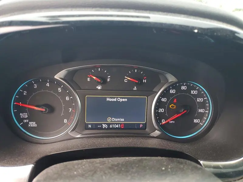 2023 CHEVROLET TRAVERSE LT  