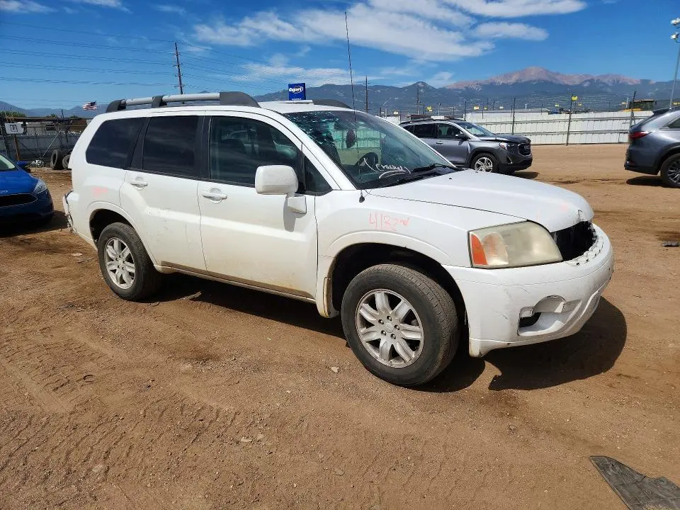 2011 MITSUBISHI ENDEAVOR LS  
