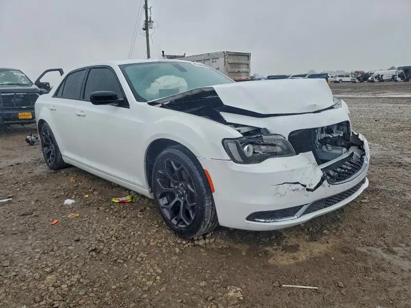 2020 CHRYSLER 300 TOURING  