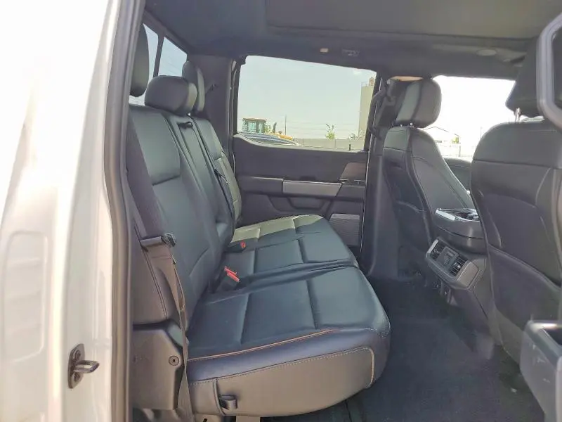 2025 FORD F150 LARIAT  