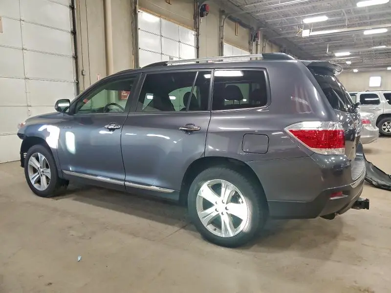 2013 TOYOTA HIGHLANDER LIMITED  