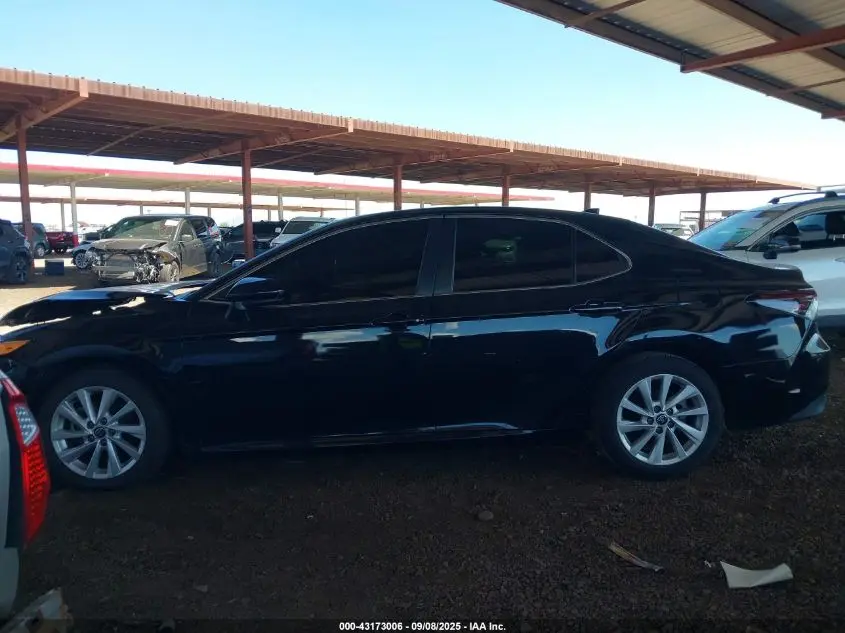 2022 TOYOTA CAMRY LE