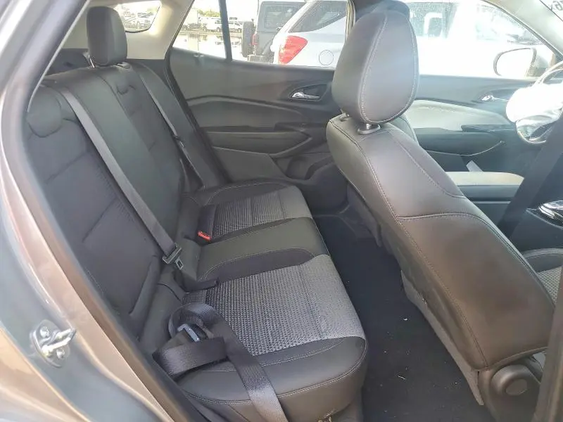 2025 CHEVROLET TRAX 1LT  