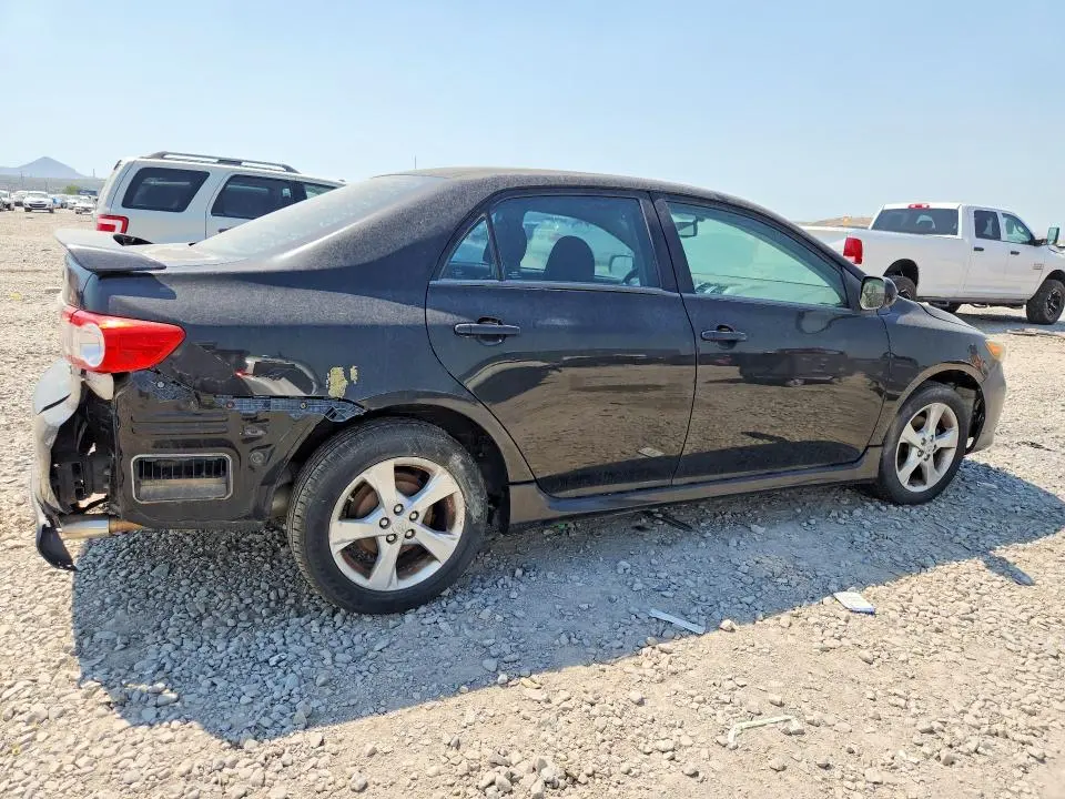 2011 TOYOTA COROLLA S  