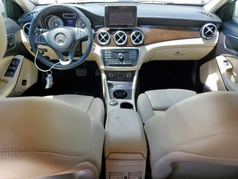 2021 MERCEDES-BENZ GLA 250  