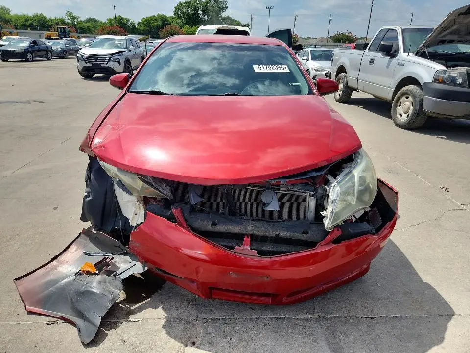 2012 TOYOTA CAMRY SE  