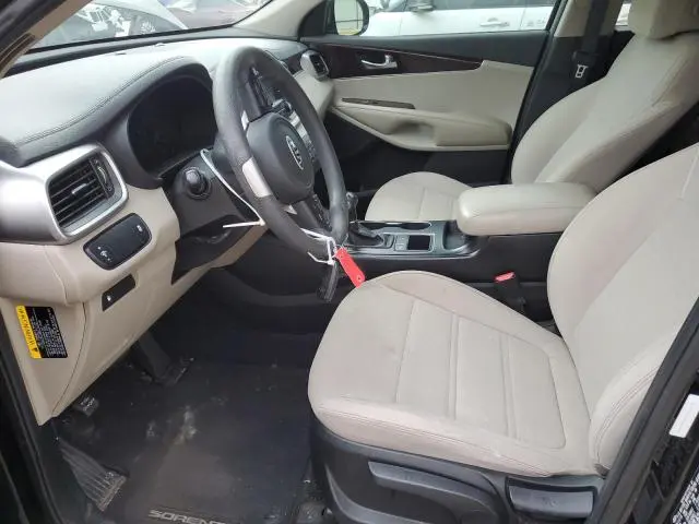 2017 KIA SORENTO LX  