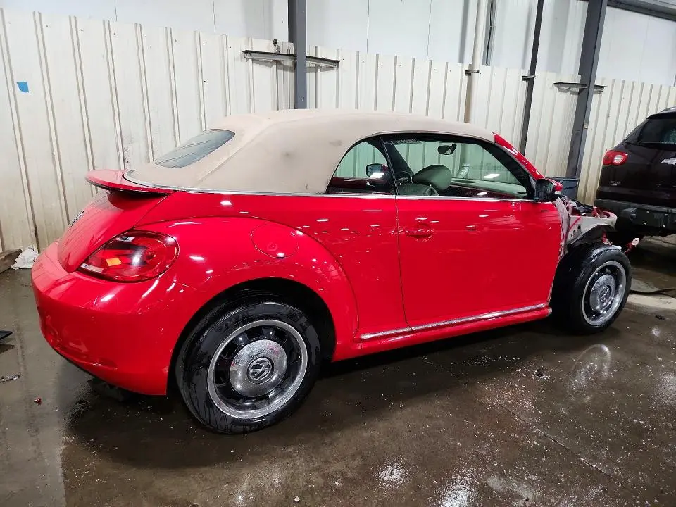 2013 VOLKSWAGEN BEETLE   