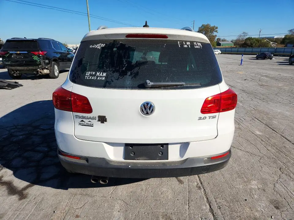 2013 VOLKSWAGEN TIGUAN S  
