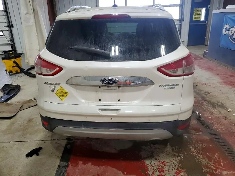 2016 FORD ESCAPE TITANIUM  