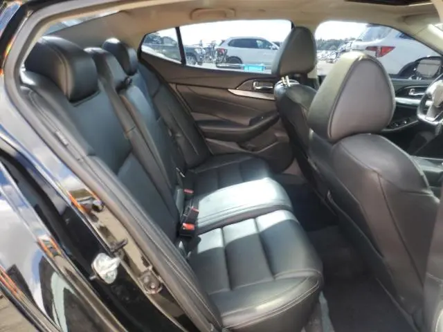 2019 NISSAN MAXIMA S  