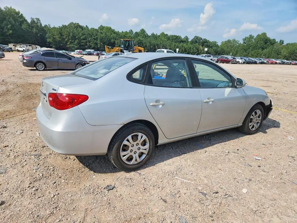 2010 HYUNDAI ELANTRA BLUE  