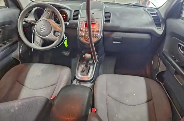 2011 KIA SOUL +  
