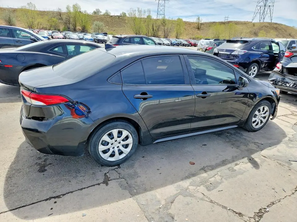 2022 TOYOTA COROLLA LE  