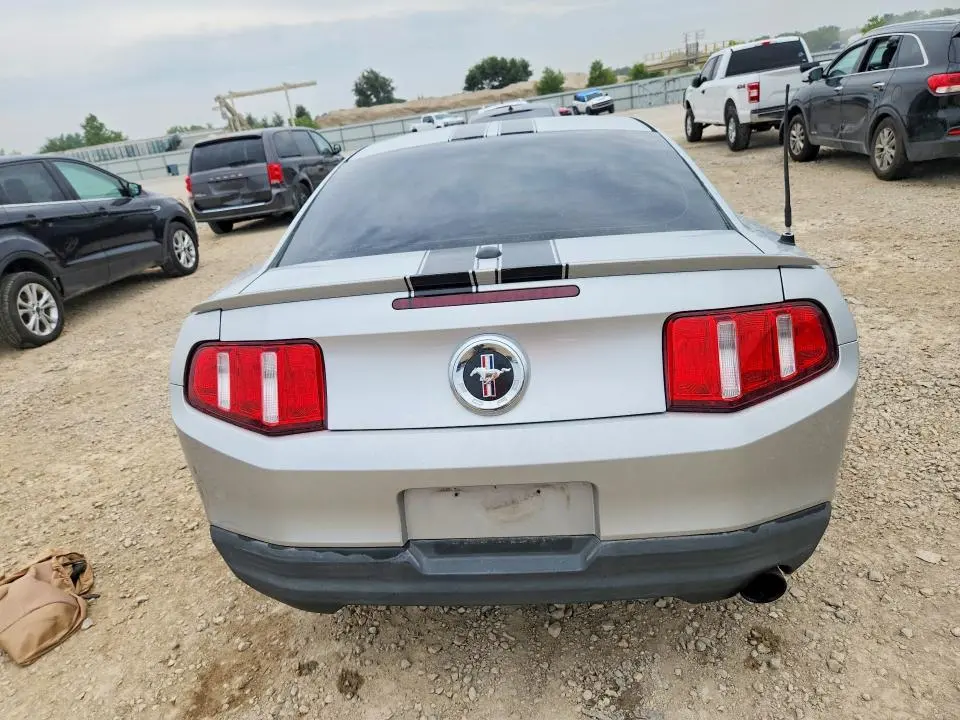 2010 FORD MUSTANG   