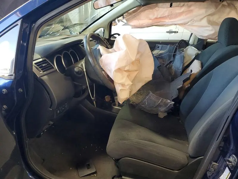 2012 NISSAN VERSA 1.8 S  