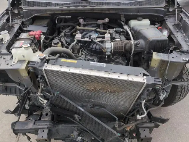 2021 NISSAN TITAN S  