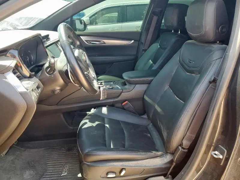 2020 CADILLAC XT5 LUXURY