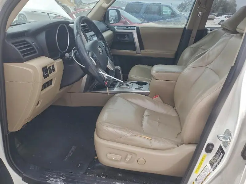 2011 TOYOTA 4RUNNER SR5  