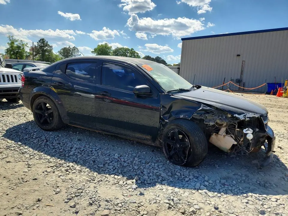 2010 DODGE AVENGER R  