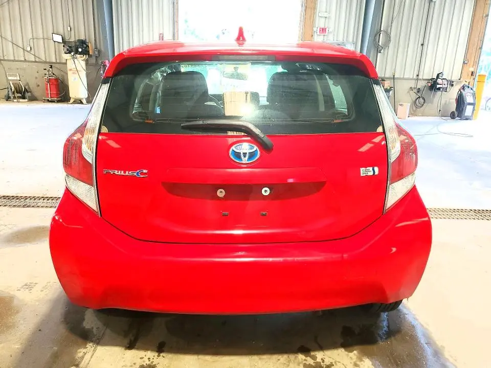 2015 TOYOTA PRIUS C TWO  