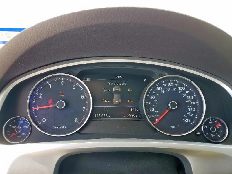 2017 VOLKSWAGEN TOUAREG EXECUTIVE  