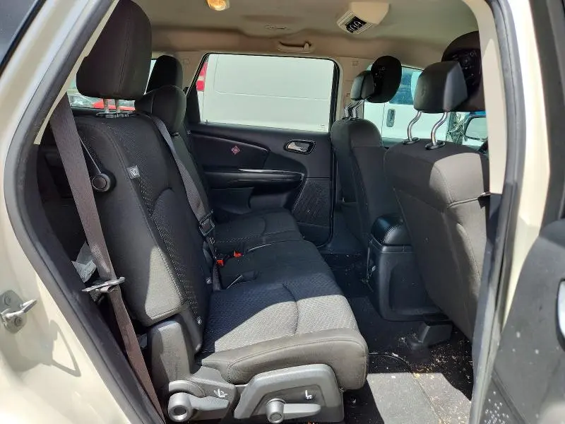 2019 DODGE JOURNEY SE  