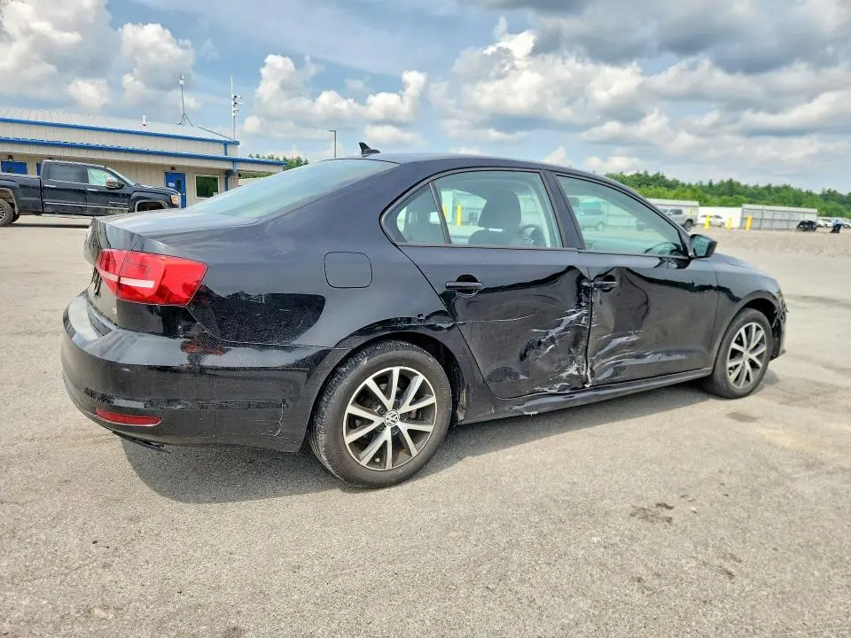 2015 VOLKSWAGEN JETTA SE  