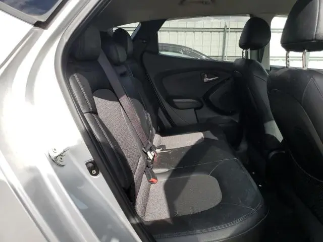 2012 HYUNDAI TUCSON GLS  